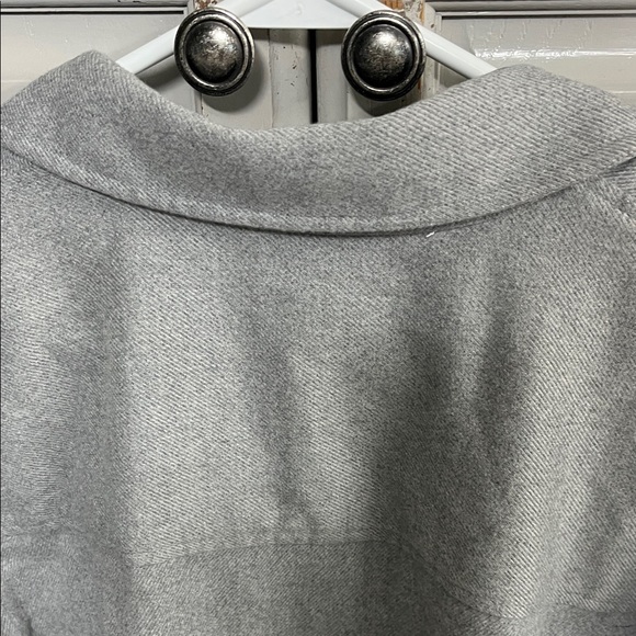 H&M Gray Button-Up Shacket - Picture 6 of 11
